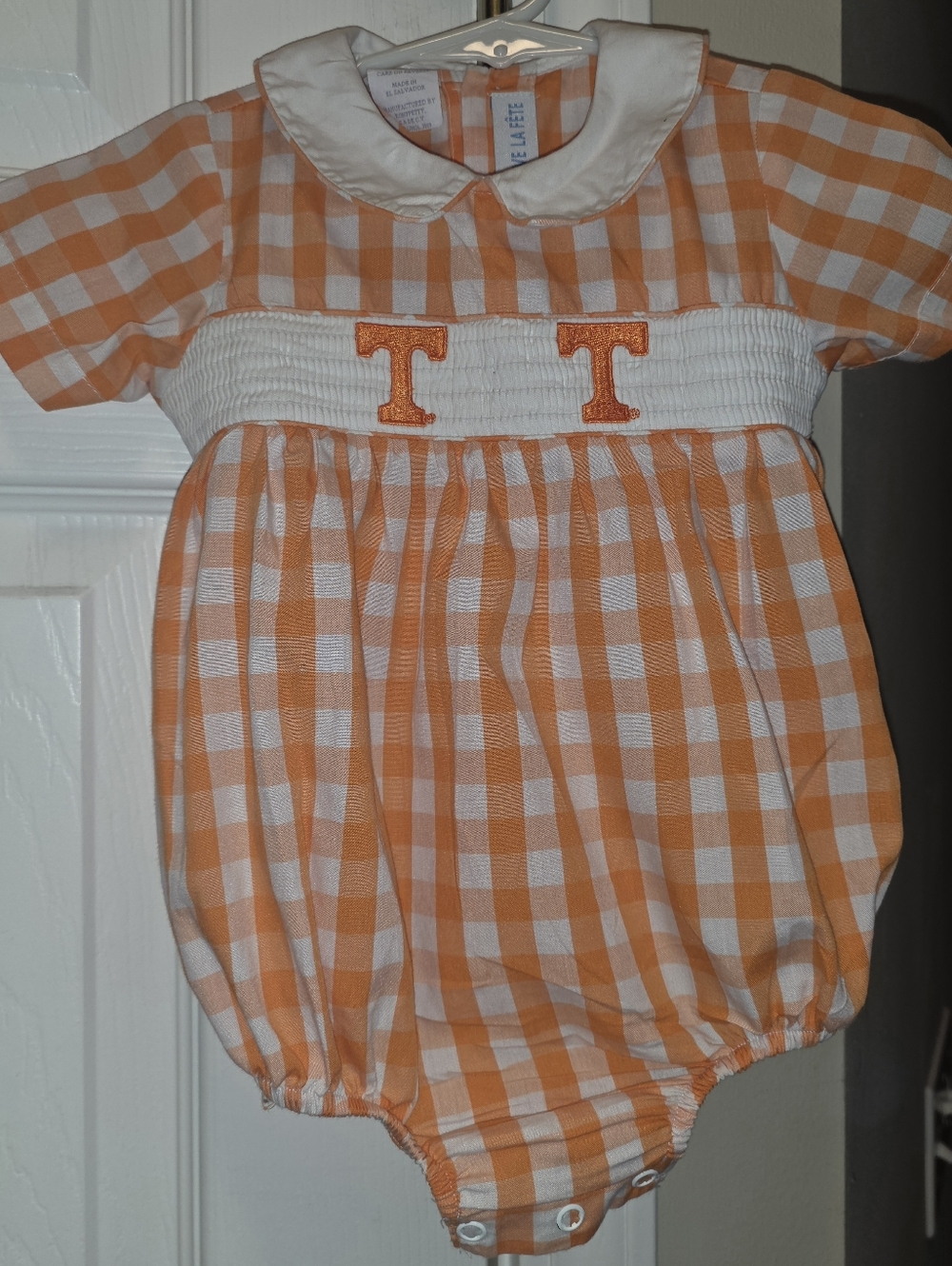 Tennessee Viva La Fete Infant 12M Orange and White Gingham Smocked Baby Romper